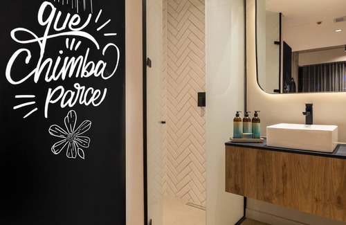 Zona Rosa Hotel | Hashtag 98 Hotel - By Jalo