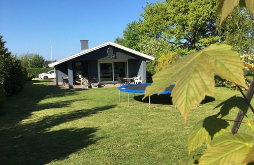 Hasmark Strand Casa | gran razon Favorable a los niños. Playa a 250m. 10 piezas de bicicletas, trampolín. 6-8 pes