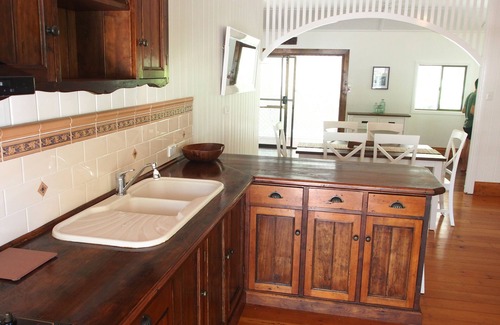 Toogoom Casa | Hau'oli House @ Coco Palms Coastal Retreat, Playa Toogoom