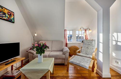 Alt-Travemunde/Ronnau Apartamento | Haus Übersee Wohnung Tonga
