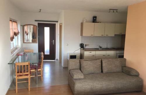 Wasungen Apartamento | Haus Am Wald