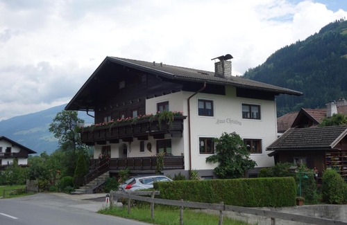 Laimach Apartamento | Haus Christina