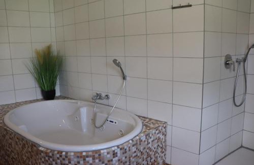 Weidelbach Casa | Haus-Dorfidyll