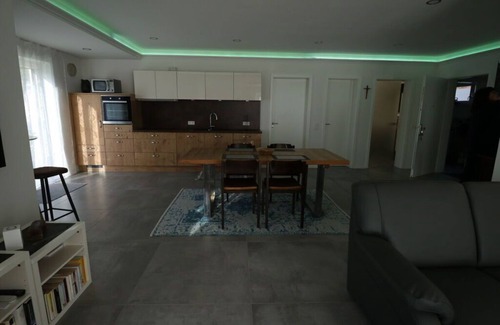 Lug Casa | Haus Edith retiro moderno
