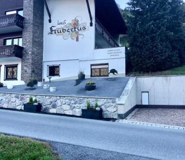 Jerzens Cama Y Desayuno | Haus Hubertus