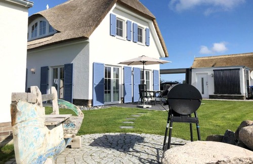 Trent Casa | Haus in idyllischer Lage mit Sauna, Terrasse und Garten - Villa Morgensünn