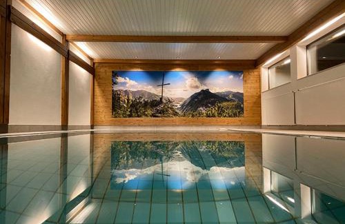 Ruhpolding Apartamento | Haus Jäger Ferienwohnungen mit Indoor-Pool inkl. Chiemgaukarte