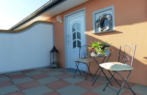 Hohenkirchen Casa | Haus Ostseeperle, a 1 minuto de la playa