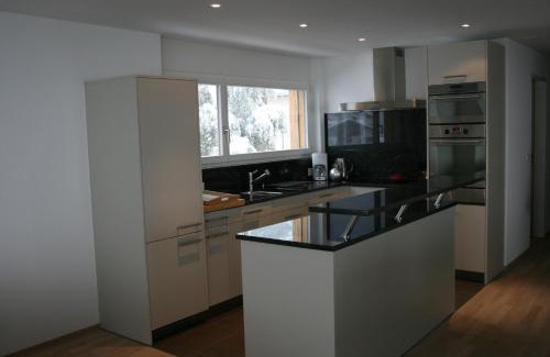 Klosters Dorf Apartamento | Haus Rufinis