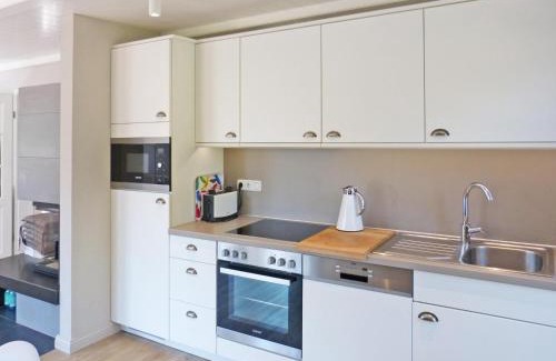 Suddorf Casa | Haus Strandweg 8 Friesenhaushälfte *Steuerbord*