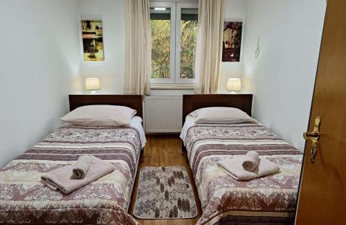Cardacani Apartamento | Haus Viktoria near Banja Luka