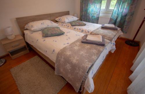 Cardacani Apartamento | Haus Viktoria near Banja Luka