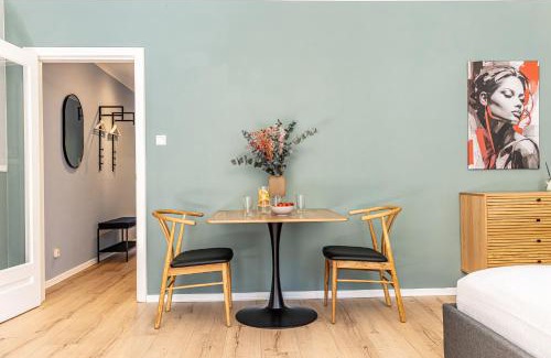 Ahrensburg Apartamento | have-a-nice-Stay - nahe Bahnhof Ahrensburg - 20 Minuten nach Hamburg - trotzdem ruhig gelegen - 6 Minuten zu Fuß ins Zentrum Ahrensburg - modern eingerichtet