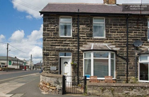 Seahouses Cabaña | Haven Cottage