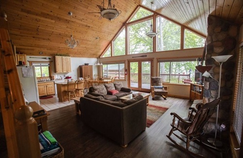 Winter Cabina | Haven Island on Lake Winter - Private Island!