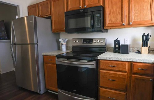 Paw Creek Casa | Haven - Uptown/Airport Corridor