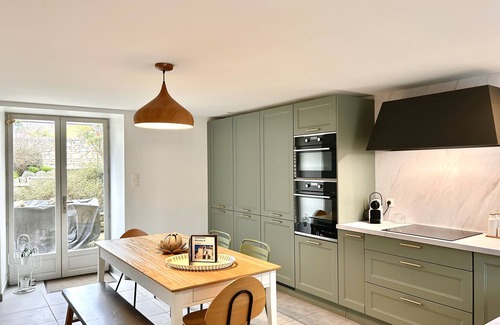 Moulins-le-Carbonnel Casa | Havre de paix à Saint Ceneri avec piscine privée