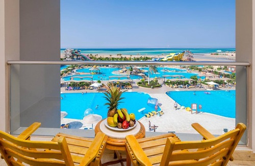 Al Ahyaa Hotel | Hawaii Caesar Palace Hotel & Aqua Park - Families and Couples only