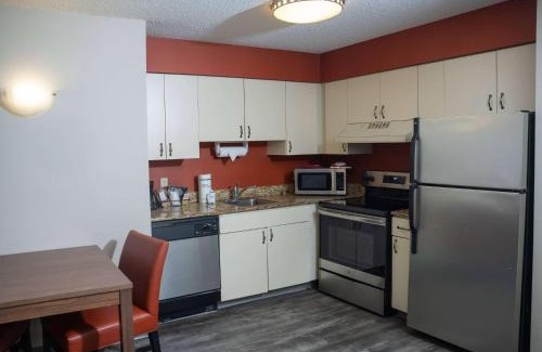 Erie Hotel | Hawthorn Suites by Wyndham Erie