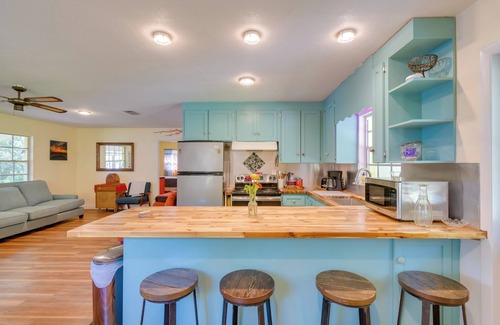 Hawthorne Casa | Hawthorne Retreat w/ Casita + Lake Winnott Access!