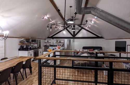 Goshen Casa | Hay Loft en Historic Barn - 4 Minutos a Legoland