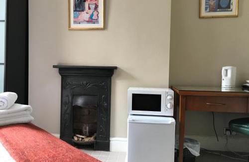 Oldbury Cama Y Desayuno | Haya Guest House