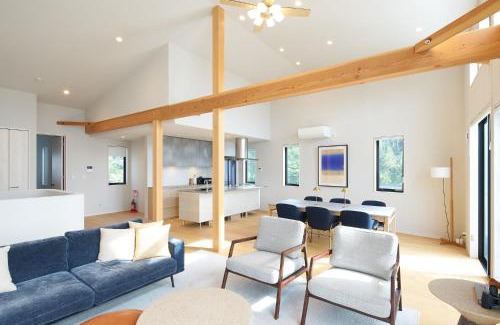 Yokosuka Casa | Hayama Ocean Villa - 南葉山 オーシャンヴィラ -