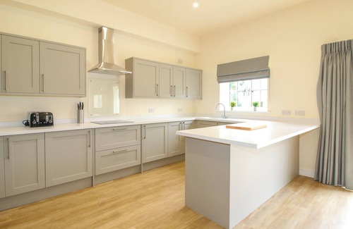 Felton Cabaña | HAYDOCK COTTAGE, pet friendly, with a garden in West Felton
