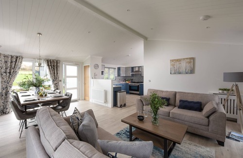 Lifton Casa | Hazel Lodge, 27 Roadford Lake Lodges