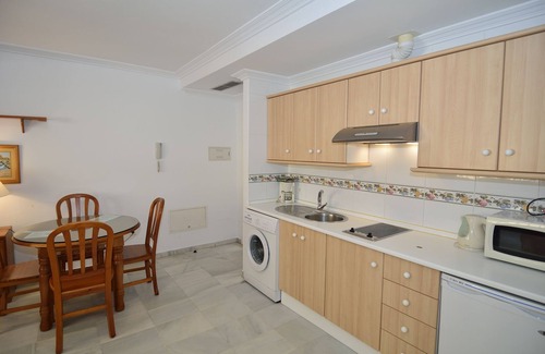 Nerja Apartamento | HC Burriana Playa - Apartamentos Turísticos