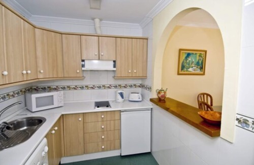 Nerja Apartamento | HC Burriana Playa - Apartamentos Turísticos