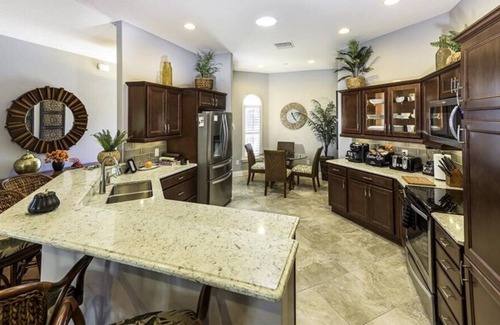 Fruitland Park Casa | Headline
