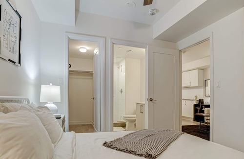 Wellington Place Condominio | Heart of Downtown Toronto.