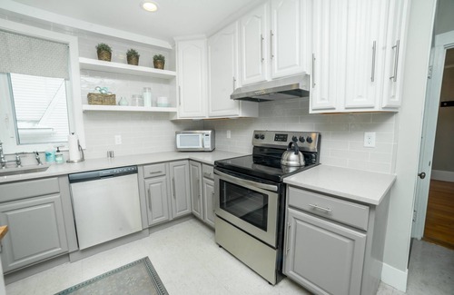 Plymouth Cultural District Casa | ¡NUEVO! CORAZÓN del centro! A pie de playa, tiendas, restaurantes y pasos del puerto.