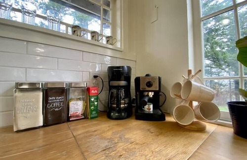 Eastsound Casa | HEART OF EASTSOUND - ENTIRE HOME (NEW LISTING)