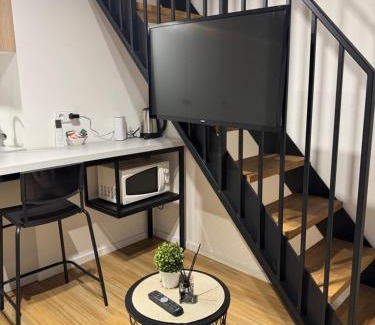 Liberty Avenue Apartamento | Heart of Kaunas - Cozy Loft with Wi-Fi