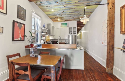 Mid-City Casa | Heart of MidCity ~ StreetCar ~ Backyard ~ 3Bd2Ba