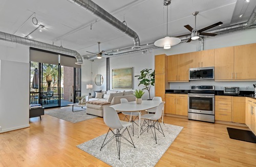 Brown and Stetson Business Casa | Heart of Old Town Scottsdale