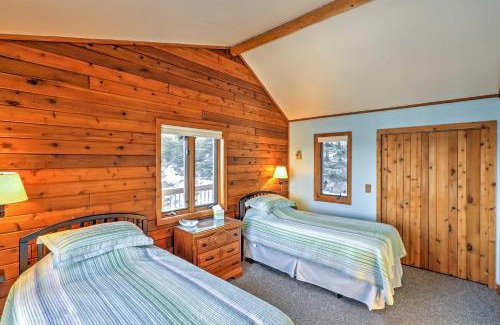 Schroeder Casa | Heart of Superior Lake Cabin 15 Mi to Lutsen Mtn!