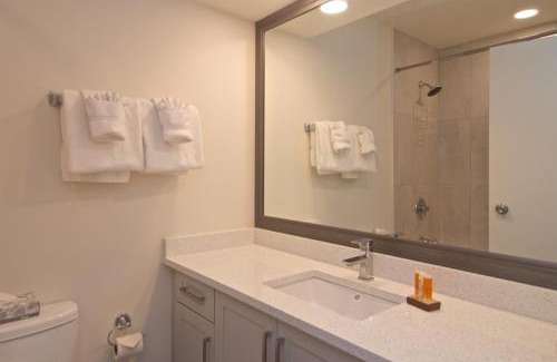 Whistler Village Apartamento | Hearthstone Lodge loft, Village centre, Private Hot tub, sleeps 6