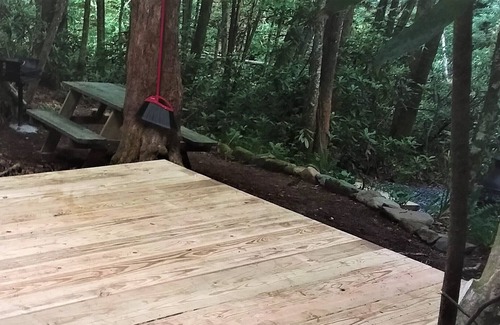 Robbinsville Alquiler De RV | Heartstone Tent and Campsite