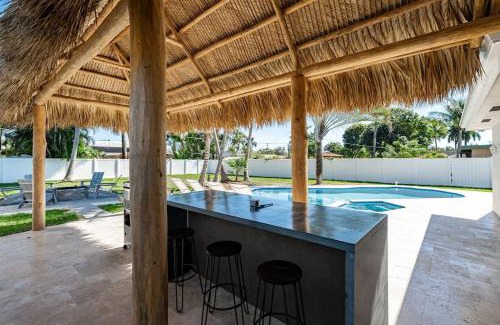 Harbor Village Casa | Heated Pool - 1 Km to Beach - FirePit
