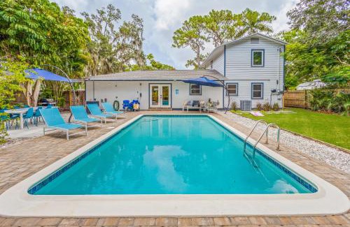 River District Casa | Heated Pool, Arcade, 2 Kings, 75 Tv, Near Ami-img