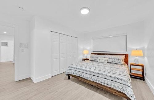 River Oaks Casa | Heated Pool Family Retreat Home 4BR & 3BA