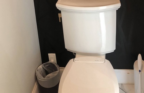 Shakes Run Casa | Heated pool on private cul-de-sac lot, sleeps 8