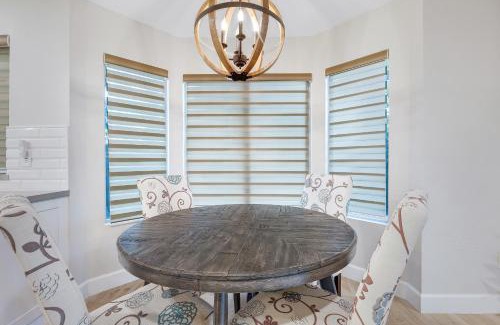 Santiago Casa | Heated Pool, Waterslide, Putting Green