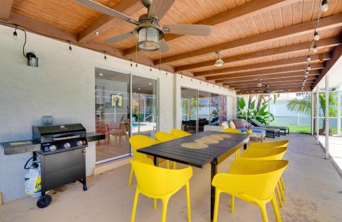 Yacht Club Casa | Heated Saltwater Pool Less Than 2 Mi to Yacht Club Beach!