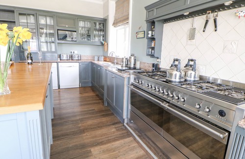 Middleton in Teesdale Casa | HEATHERBRAE, pet friendly, with hot tub in Middleton-In-Teesdale