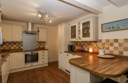 Saint Blazey Cabaña | HEATHFIELD, pet friendly, with a garden in Milverton