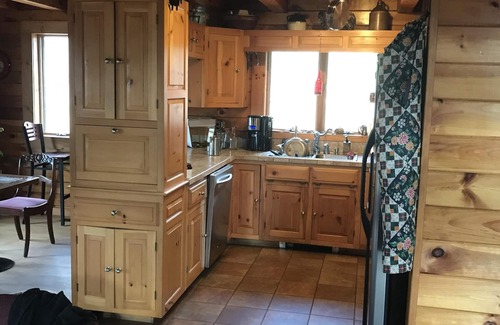 Honesdale Cabina | HEAVEN HILL 5 habitaciones con jacuzzi para 16 personas. Descuento de primavera marzo y abril.